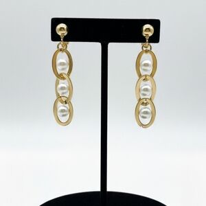 Vintage Avon Gold Tone Triple Link Faux Pearl Dangle Clip On Earrings